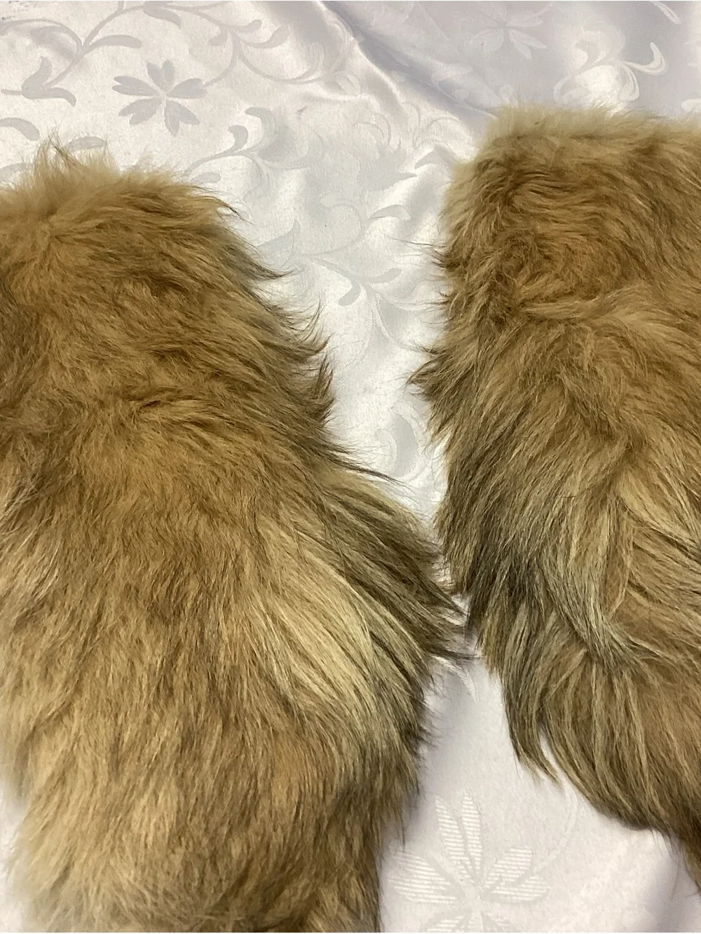 Fur Alaskan amazing vintage Mittens Gigantic sized must see ♥️♥️♥️♥️